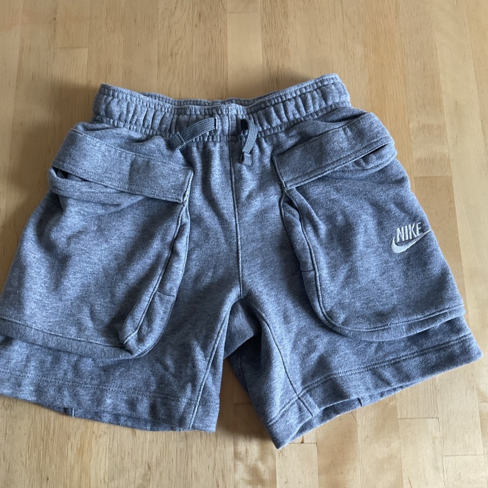 NIKE Size Boy Gray Cotton Blend Drawstring Multi Pocket Cargo Sweat Shorts Small